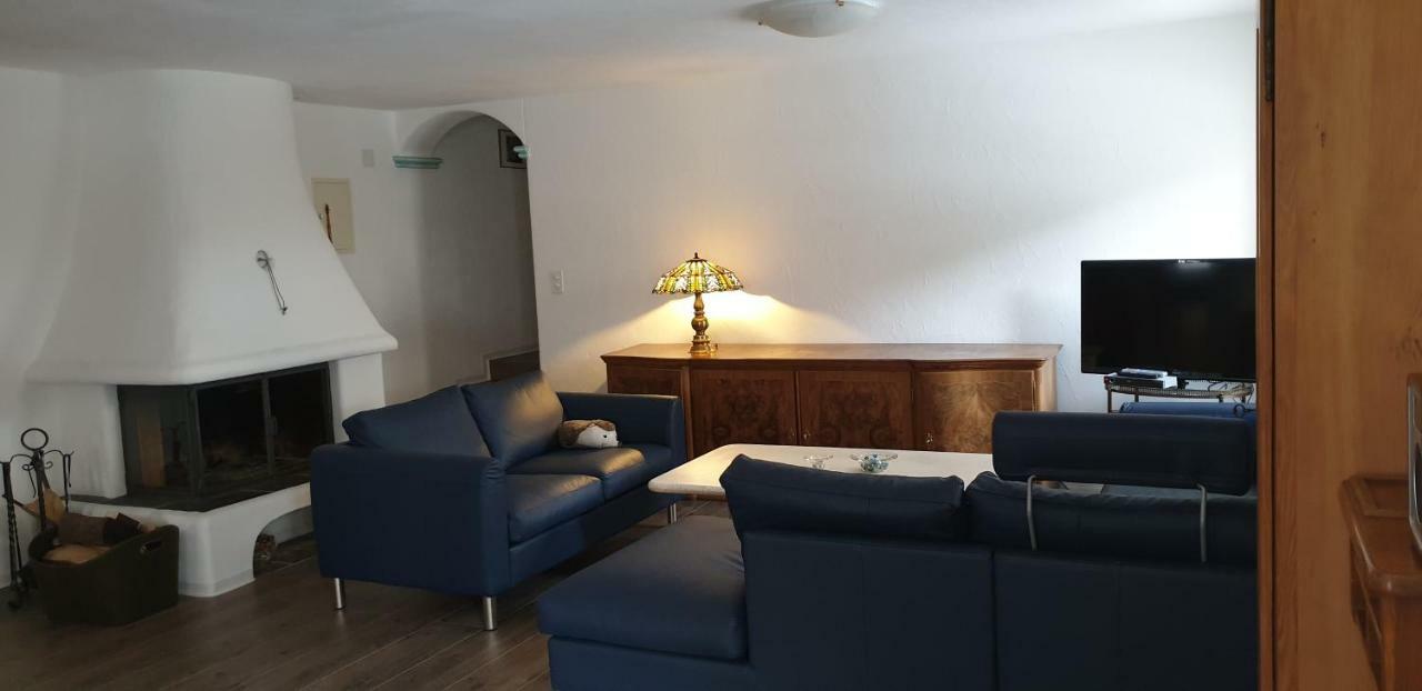Apartmán Chasa Melchior Zernez Exteriér fotografie